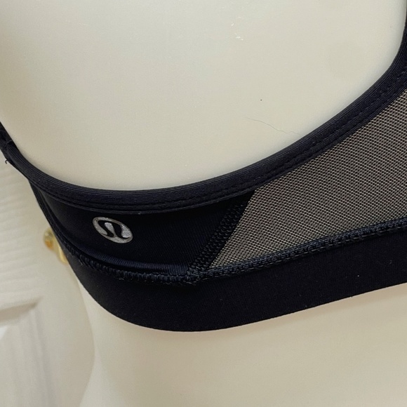 Lululemon Athletica Black Bra -  No Size Tag / Yes Dot Tag - Picture 5 of 13